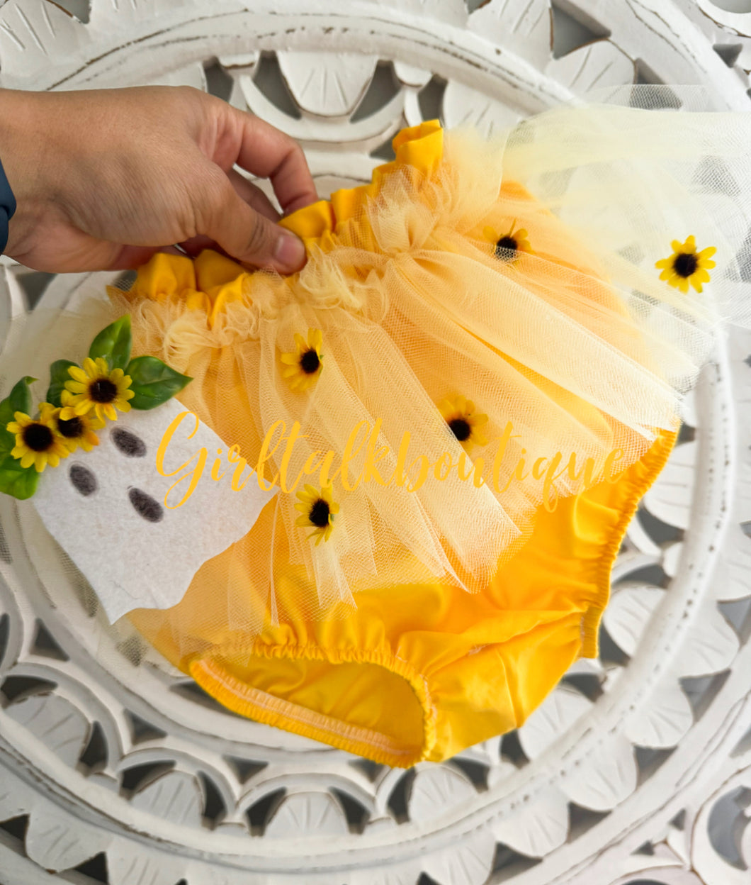 Sunflower ghost bloomers