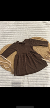 Load image into Gallery viewer, Short  sleeve dress
