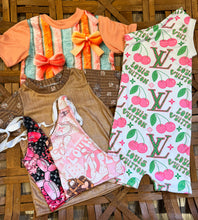 Load image into Gallery viewer, Mystery bundles
